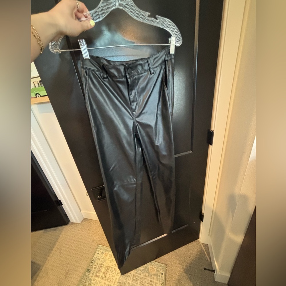 Pull & Bear Leather